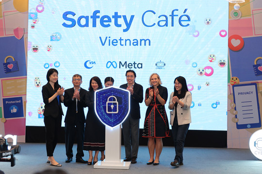 Safety Café Vietnam cung cấp kiến thức về an toàn trực tuyến cho thanh, thiếu niên
