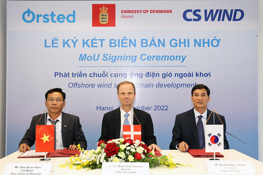 Thêm nỗ lực xây dựng nền tảng cho tiến trình phát triển công nghệ điện gió ngoài khơi ở Việt Nam