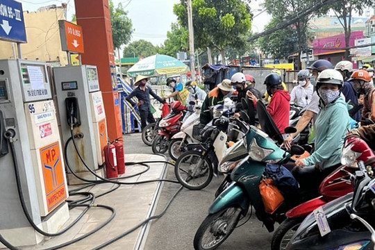 UBND thành phố Hồ Chí Minh kiến nghị ổn định thị trường xăng dầu