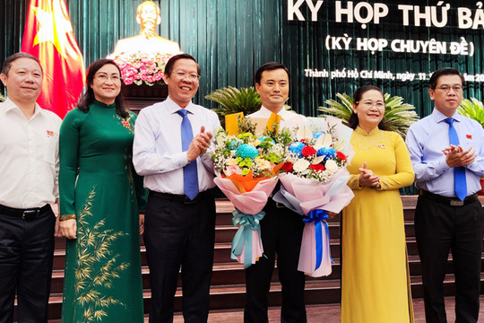 Ông Bùi Xuân Cường được bầu giữ chức Phó Chủ tịch UBND thành phố Hồ Chí Minh