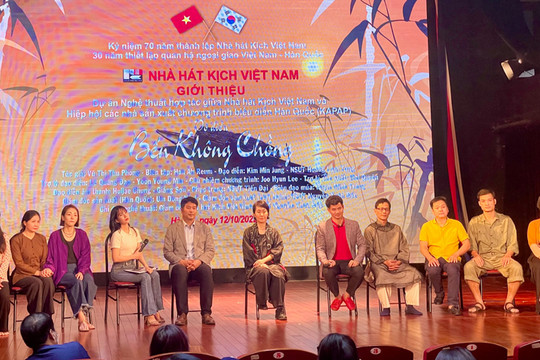 Vở kịch hợp tác Việt – Hàn “Bến không chồng” biểu diễn ở hai quốc gia