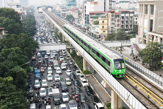 Cả 6 dự án đường sắt đô thị tại Hà Nội, thành phố Hồ Chí Minh đều chậm tiến độ, tăng vốn