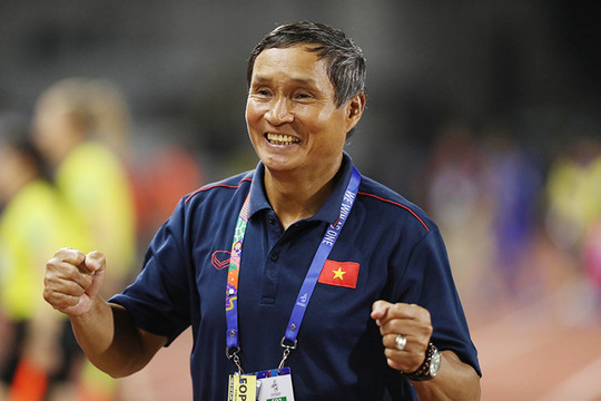 Huấn luyện viên Mai Đức Chung tham dự lễ bốc thăm Vòng chung kết FIFA World Cup nữ 2023