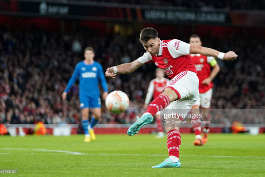 Europa League: Xhaka giúp Arsenal giành vé vòng 1/8