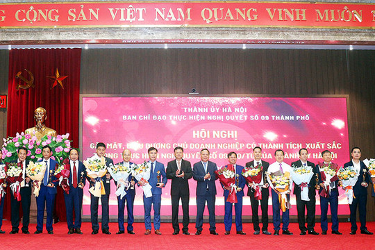 Xây dựng Đảng trong doanh nghiệp ngoài khu vực nhà nước tại Hà Nội: Hiệu quả từ một nghị quyết chuyên đề
