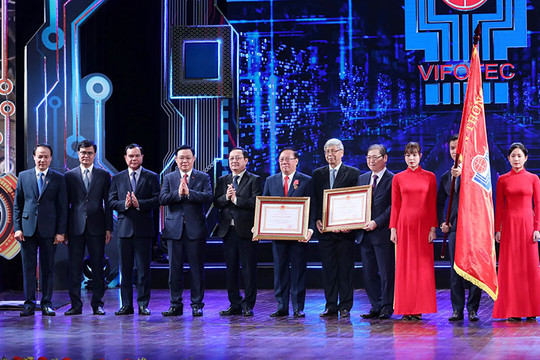 Quỹ VIFOTEC kỷ niệm 30 năm thành lập và đón nhận Huân chương Lao động hạng Nhất
