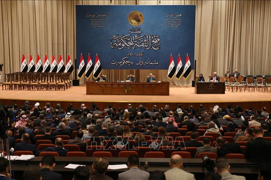 Quốc hội Iraq phê chuẩn chính phủ mới, chấm dứt bế tắc chính trị