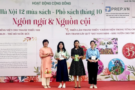 Trở về nguồn cội qua hoạt động cộng đồng “Hà Nội 12 mùa sách”