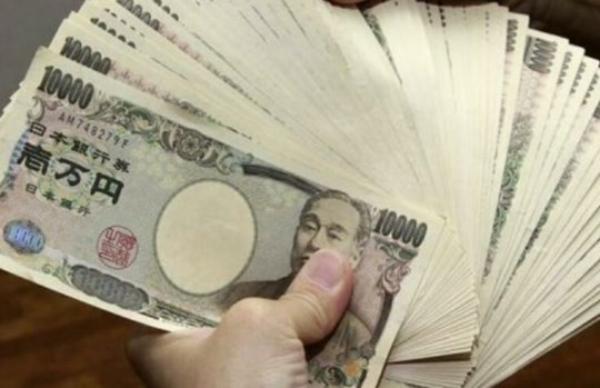 Nội các Nhật Bản thông qua gói kích cầu kinh tế mới ứng phó với lạm phát