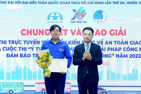 Nhóm sinh viên Hà Nội giành giải Nhất cuộc thi bảo đảm trật tự an toàn giao thông