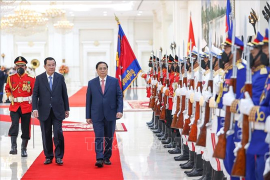 Thủ tướng Chính phủ Phạm Minh Chính hội đàm với Thủ tướng Campuchia Samdech Techo Hun Sen