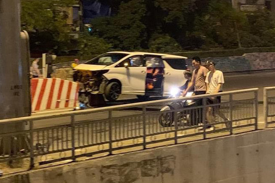 Liên tiếp 3 vụ tai nạn giao thông trong đêm tại nội thành Hà Nội