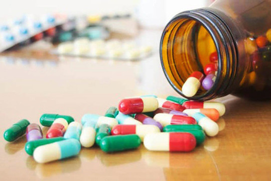Đề xuất bổ sung 40 loại thuốc vào danh mục thuốc bảo hiểm y tế cho trạm y tế