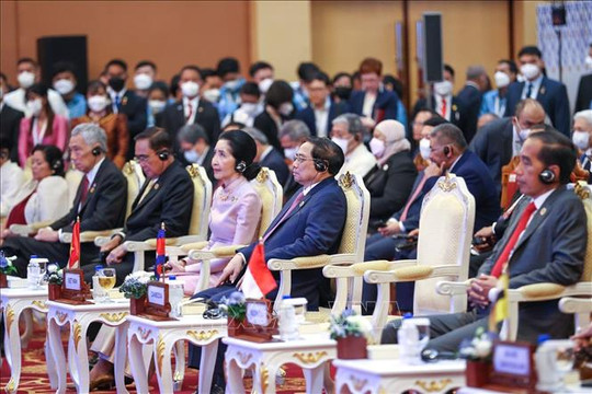 Hội nghị Cấp cao ASEAN: Các nhà lãnh đạo ASEAN thông qua Tuyên bố về việc Timor Leste xin gia nhập ASEAN