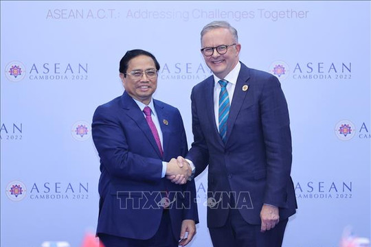 Thủ tướng Chính phủ Phạm Minh Chính gặp Thủ tướng Australia Anthony Albanese