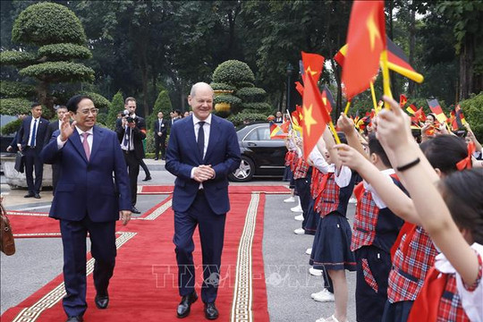 Thủ tướng Cộng hòa Liên bang Đức kết thúc tốt đẹp chuyến thăm chính thức Việt Nam