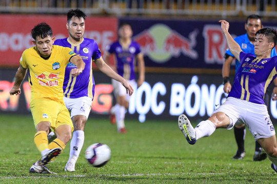 Văn Thanh tỏa sáng, Hoàng Anh Gia Lai chia điểm trước Hà Nội FC