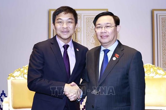 Chủ tịch Quốc hội Vương Đình Huệ gặp lãnh đạo quốc hội, nghị viện các nước