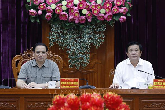 Thủ tướng Phạm Minh Chính: Vĩnh Long cần mạnh mẽ, tự tin, bản lĩnh, quyết liệt, quyết đoán hơn nữa