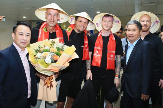 Dàn sao đội tuyển Dortmund đến Hà Nội, sẵn sàng thi đấu với đội tuyển Việt Nam