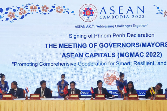Đoàn đại biểu thành phố Hà Nội dự Hội nghị Thị trưởng Thủ đô các nước ASEAN và Diễn đàn Thị trưởng ASEAN