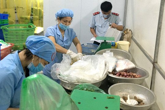 Thanh Trì có 6.964 cơ sở sản xuất, kinh doanh, chế biến thực phẩm