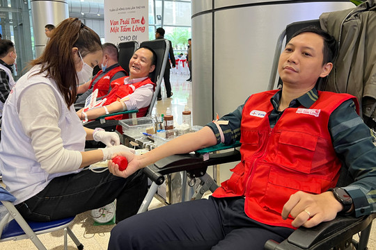 EVN phát động chương trình hiến máu tình nguyện Tuần lễ hồng lần thứ VIII