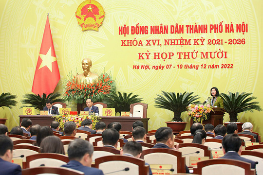 Hôm nay (9-12), HĐND thành phố Hà Nội tiến hành chất vấn, tái chất vấn