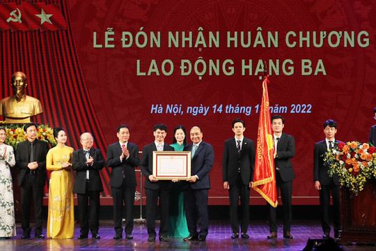 Nhà hát Kịch Việt Nam xứng danh “Anh cả đỏ” kịch nghệ nước nhà