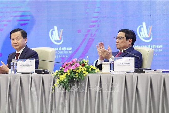 Thủ tướng Phạm Minh Chính chủ trì Diễn đàn Kinh tế Việt Nam lần thứ 5