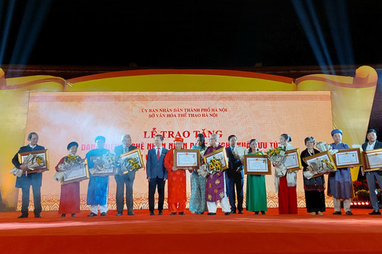 Hà Nội tiếp tục dẫn đầu cả nước về số nghệ nhân được trao tặng danh hiệu vinh dự Nhà nước