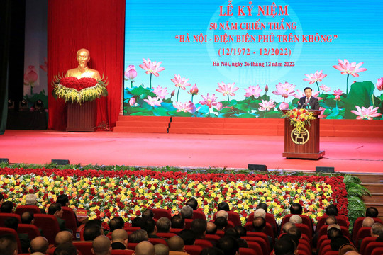 Tổ chức trọng thể lễ kỷ niệm 50 năm Chiến thắng ''Hà Nội - Điện Biên Phủ trên không''