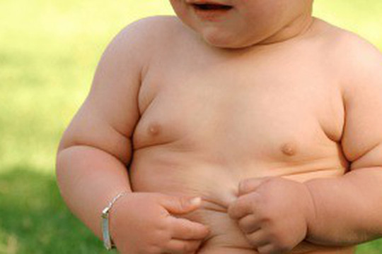 Tăng cường phòng ngừa nguy cơ trẻ thừa cân, béo phì