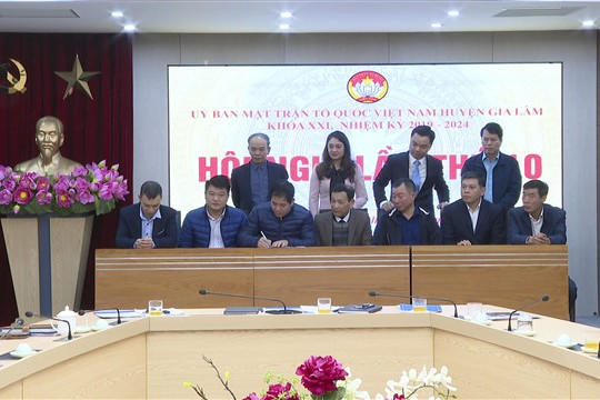 Ủy ban Mặt trận Tổ quốc Việt Nam huyện Gia Lâm ký giao ước thi đua với 22 xã, thị trấn