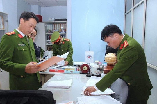 Khởi tố 3 cán bộ thuộc Cục Đăng kiểm Việt Nam