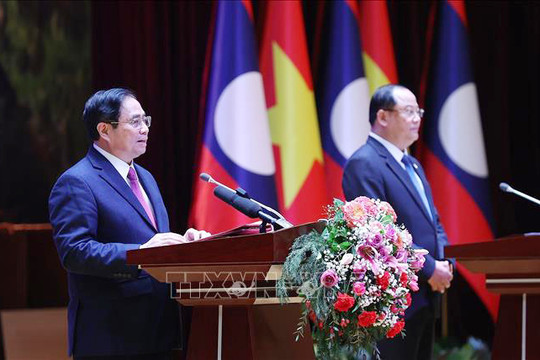 Thủ tướng Phạm Minh Chính và Thủ tướng Lào đồng chủ trì lễ Tổng kết “Năm đoàn kết hữu nghị Việt Nam - Lào, Lào - Việt Nam”