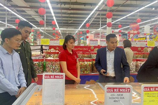 Kiểm tra an toàn thực phẩm Tết Nguyên đán tại hai huyện Phú Xuyên và Thường Tín