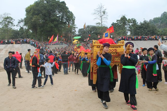 Lễ hội đền Đông Cuông vào Danh mục di sản văn hóa phi vật thể cấp quốc gia