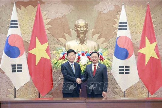 Chủ tịch Quốc hội Vương Đình Huệ đón, hội đàm với Chủ tịch Quốc hội Hàn Quốc Kim Jin Pyo