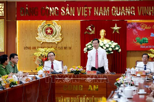 Đồng chí Võ Văn Thưởng thăm, chúc Tết các lực lượng Công an tại thành phố Hồ Chí Minh