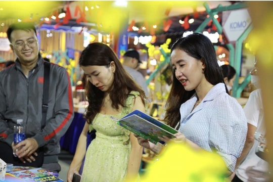 Gần 600.000 lượt người tham quan Lễ hội đường sách Tết Quý Mão