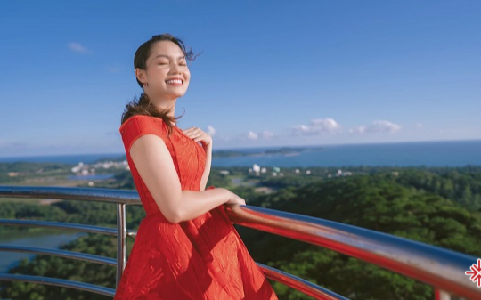 Ca sĩ Ngọc Anh mang Xuân rộn ràng đến với sân khấu “Hào khí Đông A”