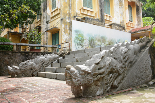 Thềm bậc Điện Kính Thiên và ba bảo vật quốc gia mới tại Khu di sản Hoàng thành Thăng Long