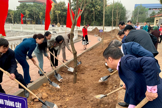 Các cấp hội Nông dân thành phố Hà Nội đặt mục tiêu trồng mới 15.000 cây xanh