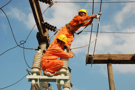Khởi công xây mới các công trình điện quan trọng trên địa bàn Hà Nội chỉ đạt hơn 46%