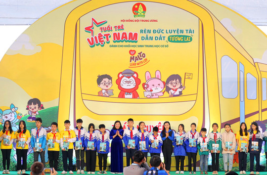 Ngày hội ''Tuổi trẻ Việt Nam - Rèn đức luyện tài, dẫn dắt tương lai''