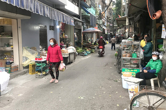 Phường Quỳnh Lôi (quận Hai Bà Trưng): Đường phố bị chiếm dụng tràn lan