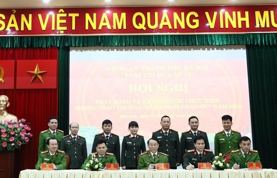 Cụm thi đua số 10 - Công an thành phố Hà Nội ký giao ước thi đua năm 2023
