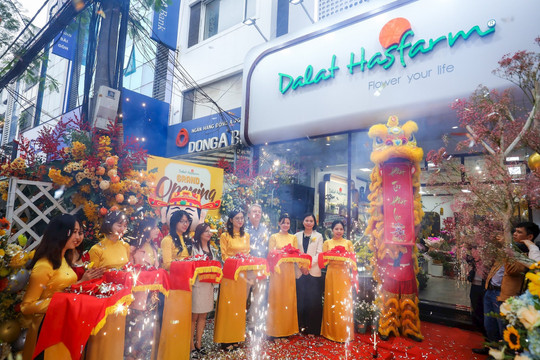 Dalat Hasfarm khai trương cửa hàng với diện mạo mới
