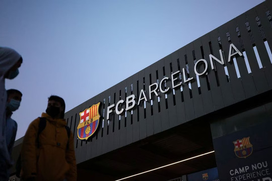 Barcelona tái đàm phán dự án tỷ USD